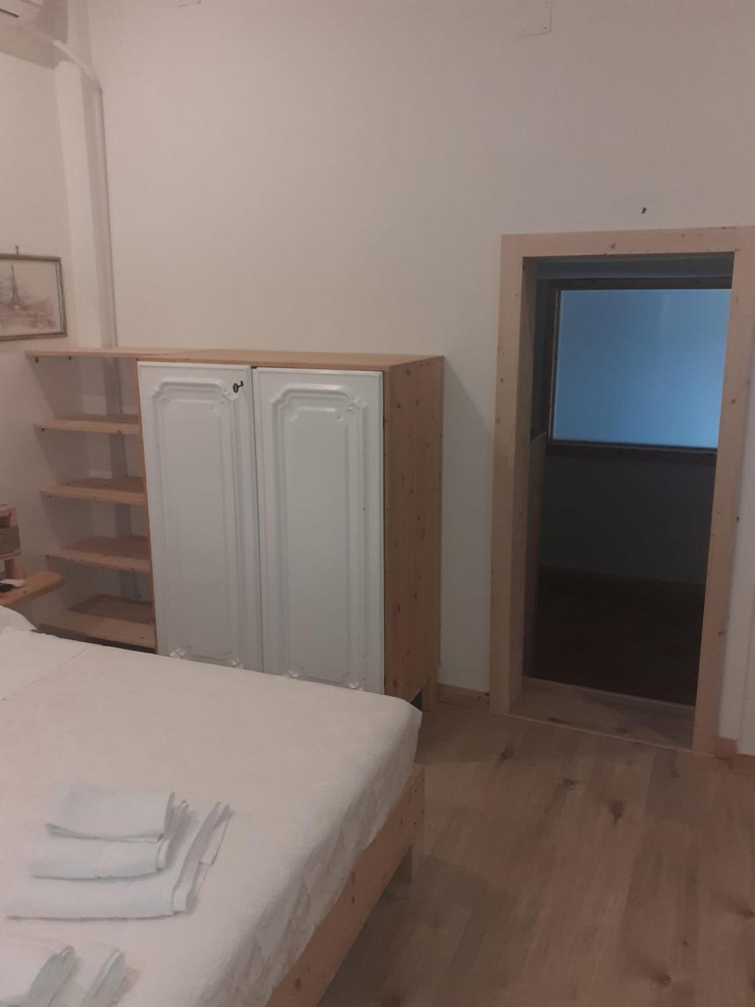 Villa Lina Bed&Breakfast Taranto Exteriör bild