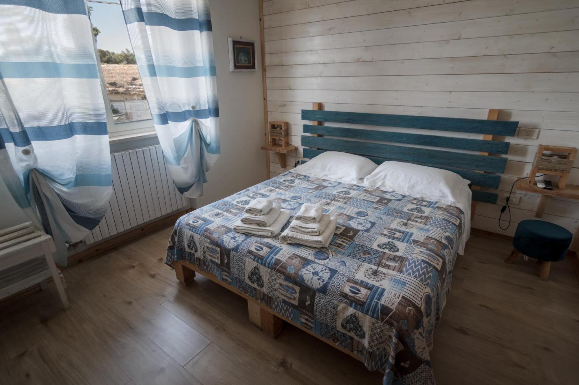 Villa Lina Bed&Breakfast Taranto Exteriör bild