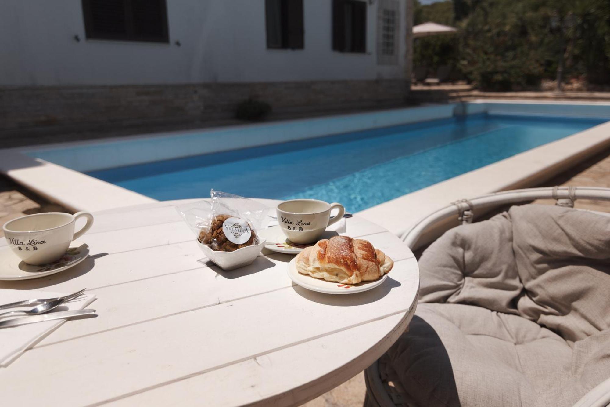 Villa Lina Bed&Breakfast Taranto Exteriör bild